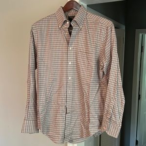 M Men’s long sleeve Maker Dress Shirt. Excellent Cond.